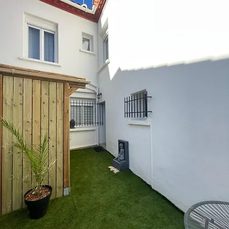 T4 Lumineux Proche Centre & Des Grands Buffets 2 Etoiles Apartmán Narbonne